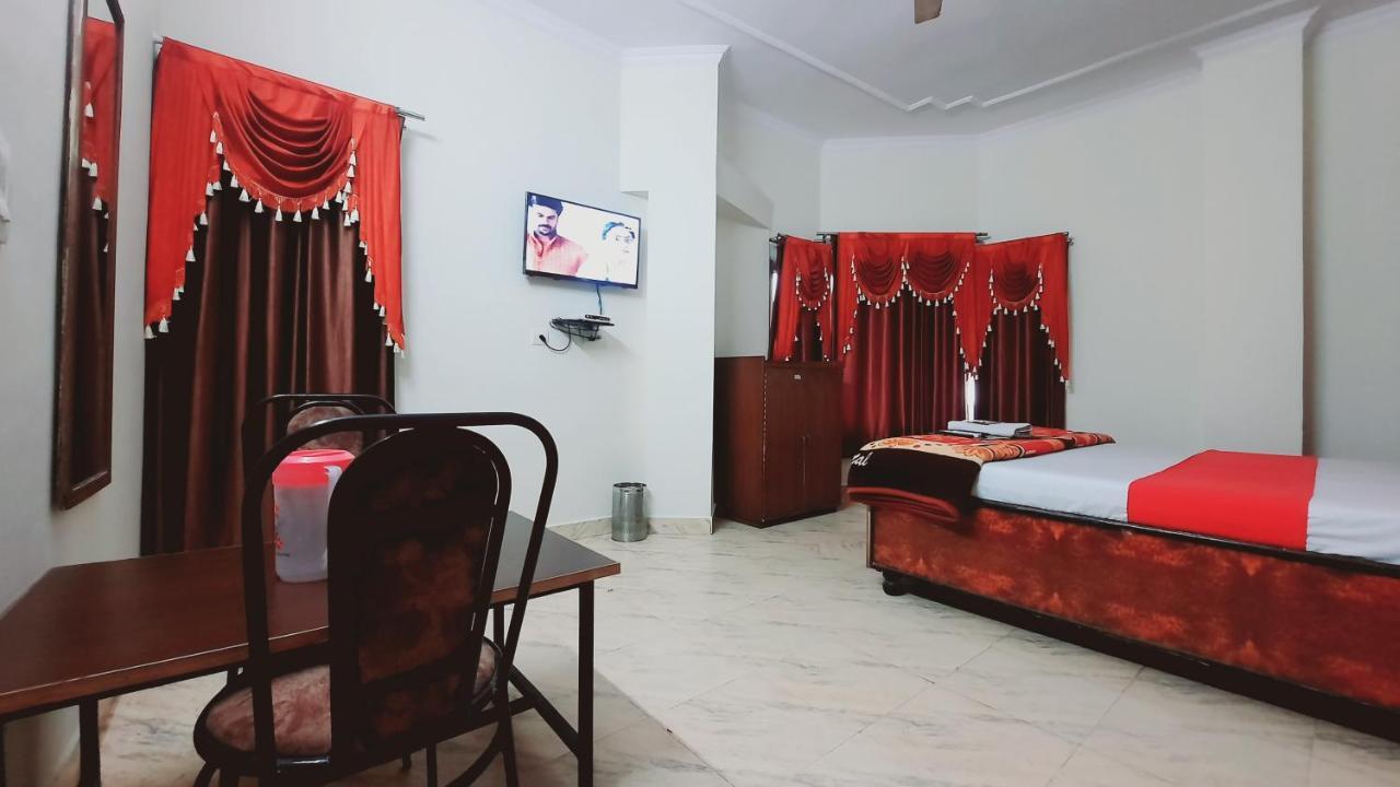 Hotel Holiday Inn Paradise Chandīgarh Εξωτερικό φωτογραφία